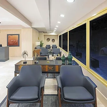 Merlin Otel 4*