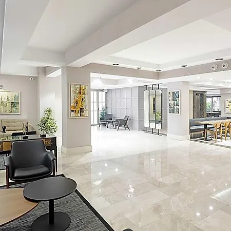 Otel Merlin 4*