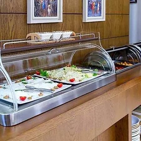 Otel Merlin 4*